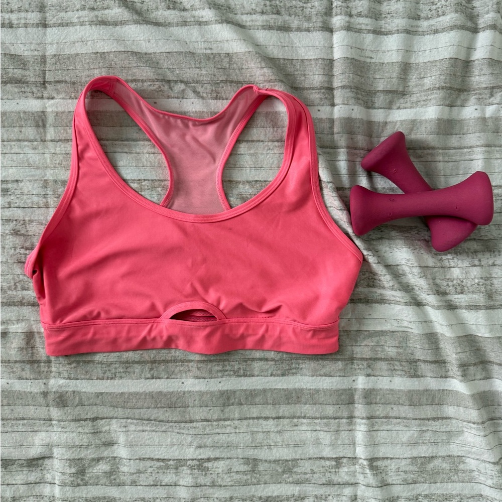 💪🏻 Marika Shinny Bright Pink Sports Bra Medium